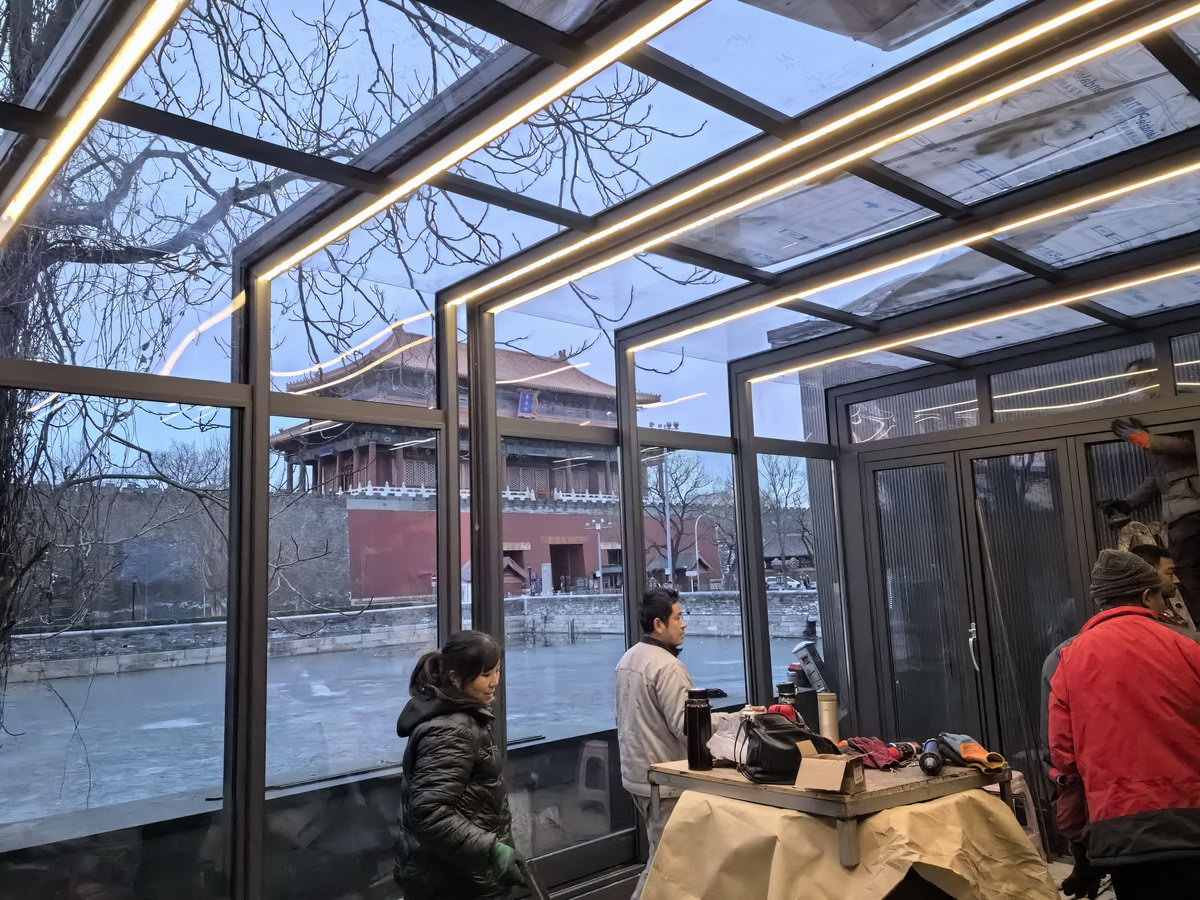 L-type mobile sunroom